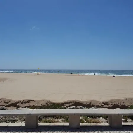 Lägenhet Beach House Surfing And Sea Views Praia da Lourinhã